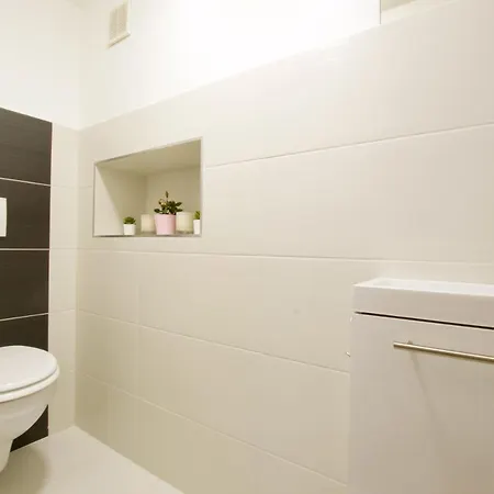 Lejlighed Luxury By Hi5- Location