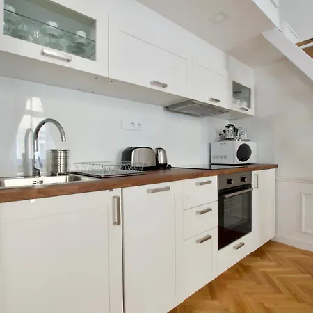 Lejlighed Luxury By Hi5- Location