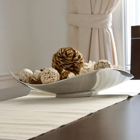 Luxury By Hi5- Location