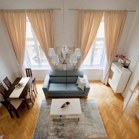 Luxury By Hi5- Location شقة