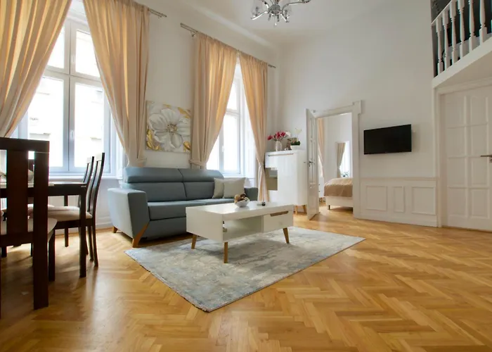 Luxury By Hi5- Location *