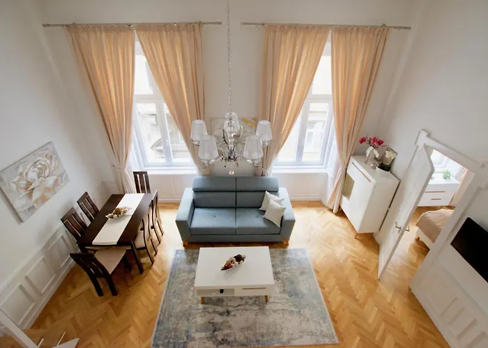Luxury By Hi5- Location Apartmán